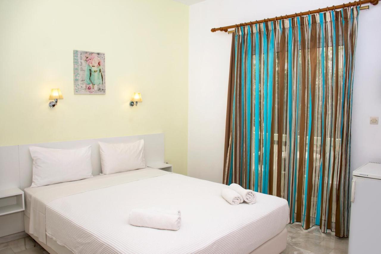 Revekka Rooms Kíssamos Eksteriør billede
