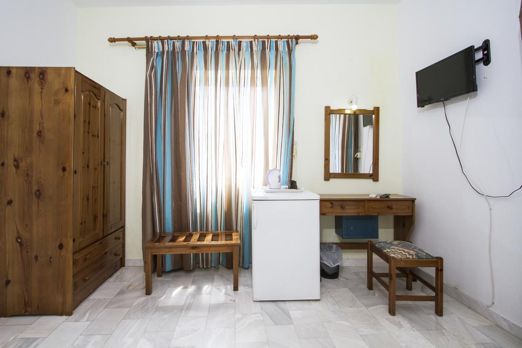 Revekka Rooms Kíssamos Eksteriør billede