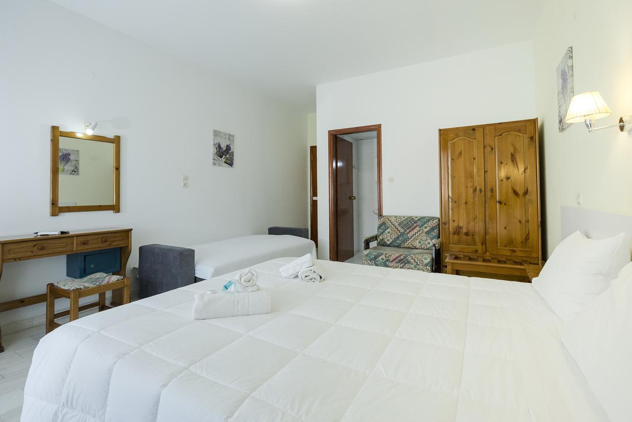 Revekka Rooms Kíssamos Eksteriør billede